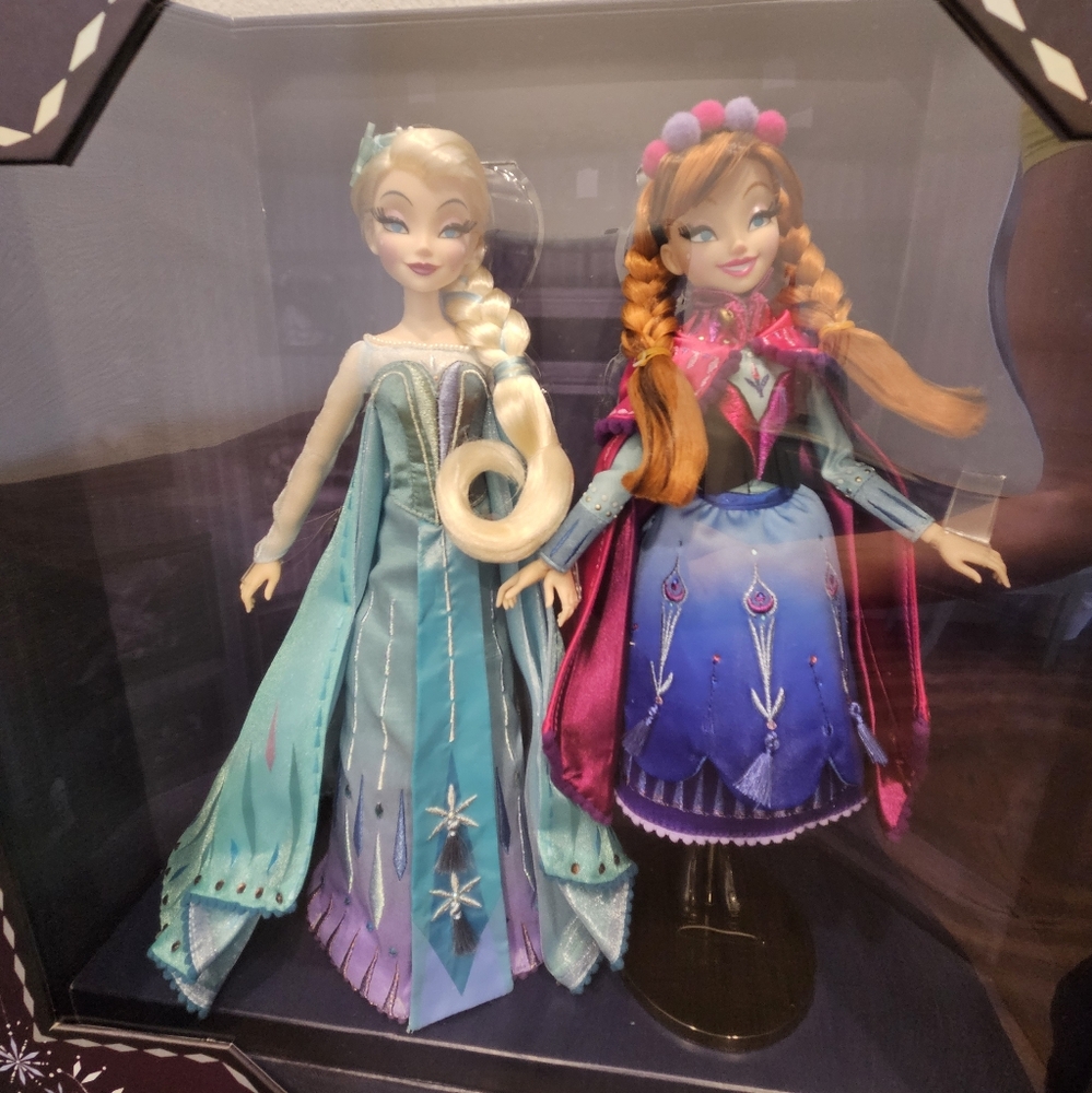 Anna & Elsa Limited Edition